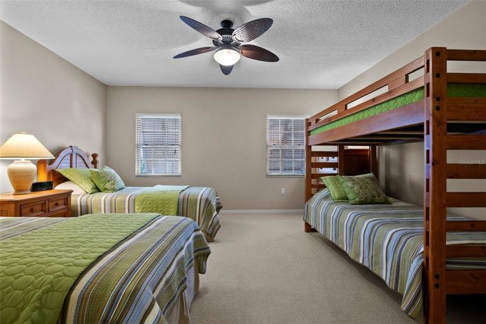 Image No.28-2 Bed Property for sale