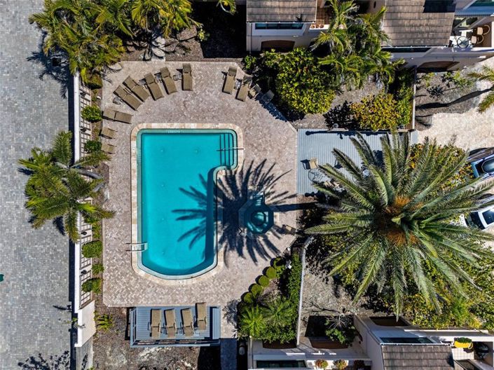 Image No.37-2 Bed Property for sale