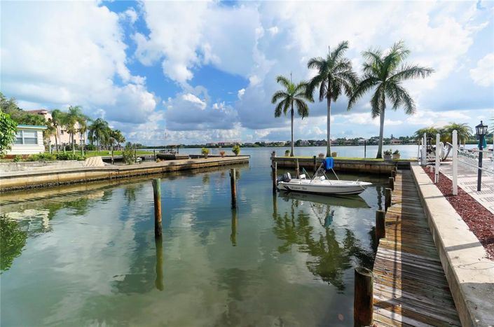 Image No.40-2 Bed Property for sale