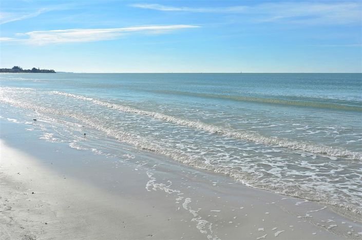 Image No.7-2 Bed Property for sale