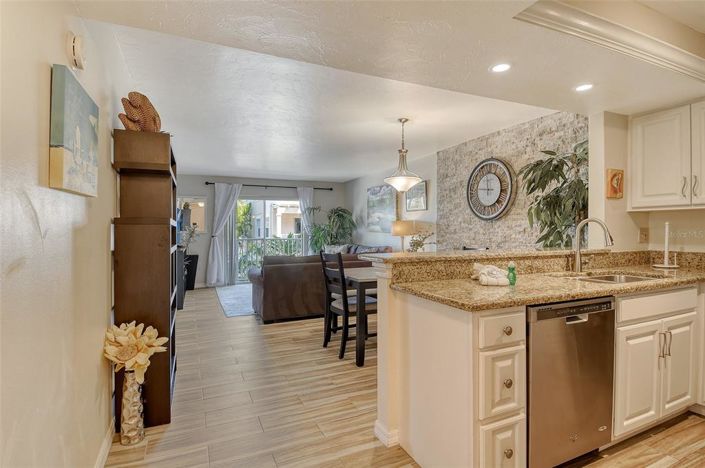 Image No.9-2 Bed Property for sale