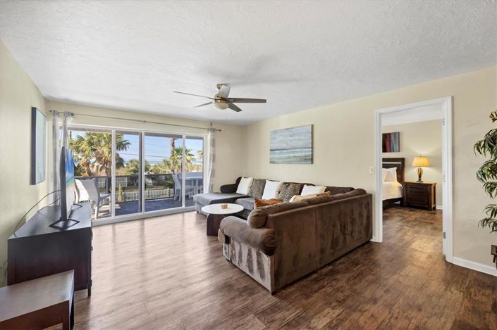 Image No.4-Propriété de 2 chambres à vendre à Sarasota