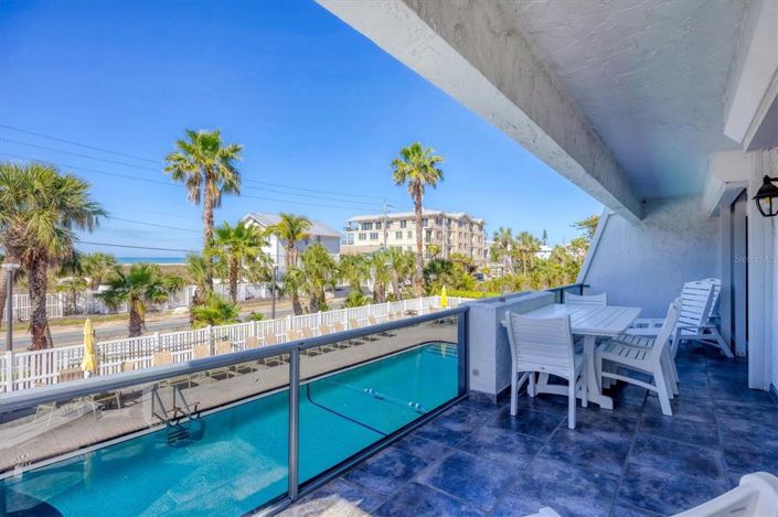 Image No.8-Propriété de 2 chambres à vendre à Sarasota