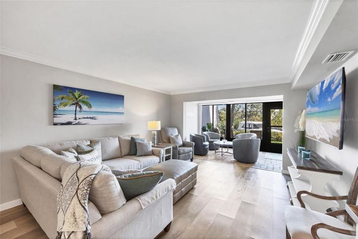 Image No.2-Propriété de 2 chambres à vendre à Sarasota