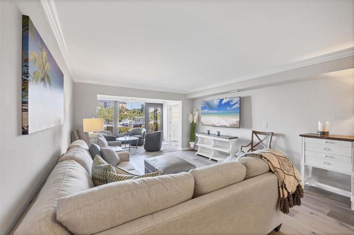 Image No.3-Propriété de 2 chambres à vendre à Sarasota