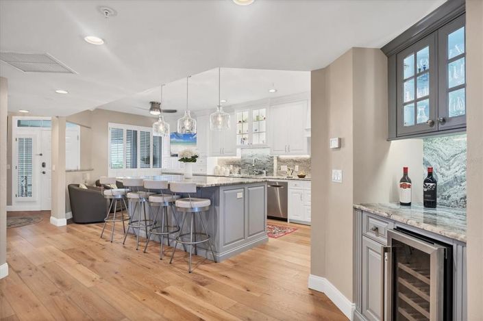 Image No.15-2 Bed Property for sale