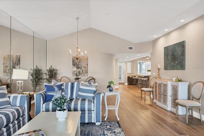 Image No.19-2 Bed Property for sale