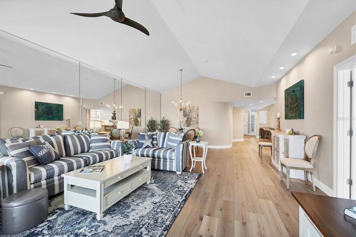 Image No.27-2 Bed Property for sale