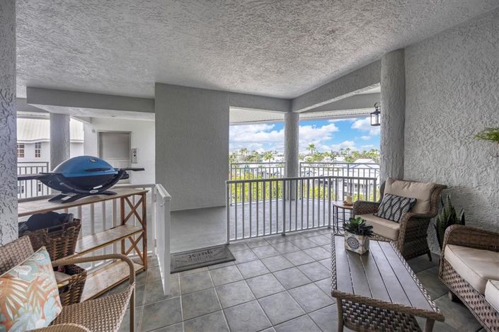 Image No.35-2 Bed Property for sale