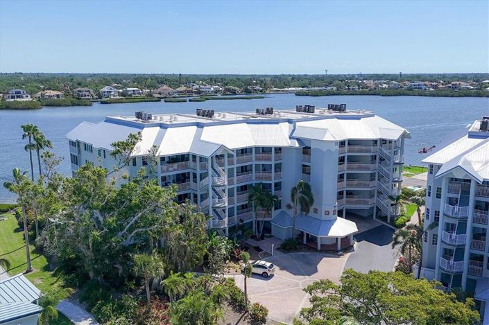 Image No.39-2 Bed Property for sale