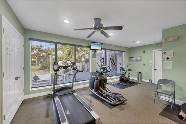 Image No.50-2 Bed Property for sale