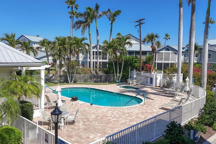 Image No.51-2 Bed Property for sale