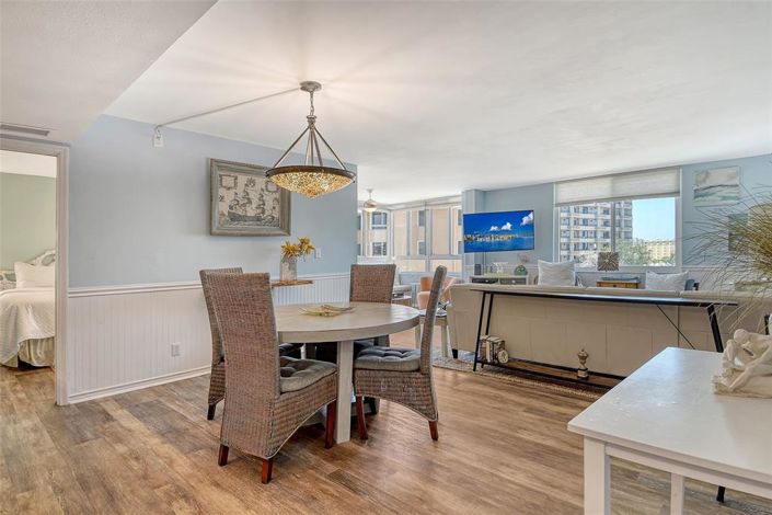 Image No.10-Propriété de 2 chambres à vendre à Sarasota