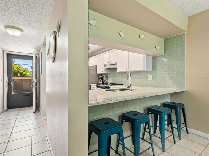 Image No.14-2 Bed Property for sale