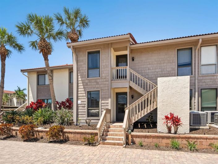 Image No.2-2 Bed Property for sale