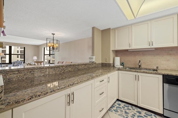 Image No.20-Propriété de 2 chambres à vendre à Sarasota