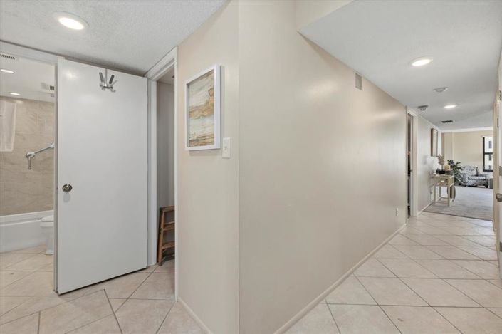 Image No.4-Propriété de 2 chambres à vendre à Sarasota