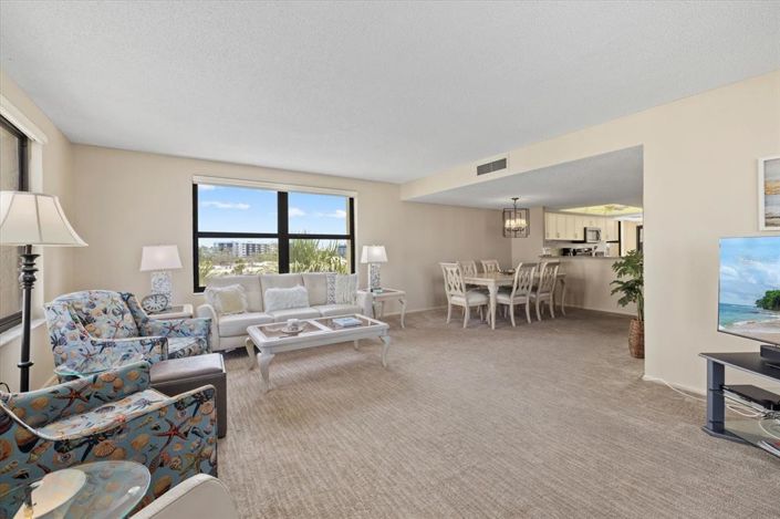 Image No.9-Propriété de 2 chambres à vendre à Sarasota