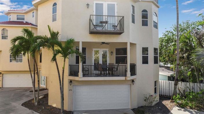 Image No.2-3 Bed Property for sale