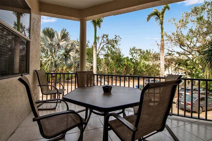 Image No.28-3 Bed Property for sale