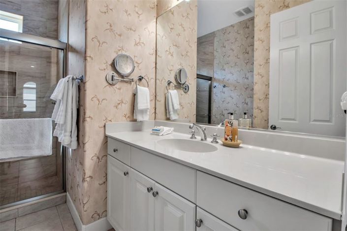 Image No.47-3 Bed Property for sale