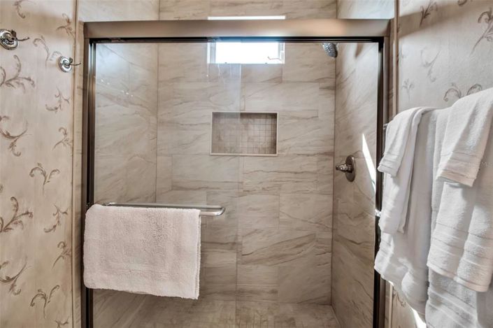 Image No.49-3 Bed Property for sale