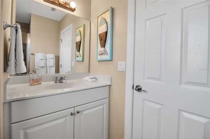 Image No.55-3 Bed Property for sale