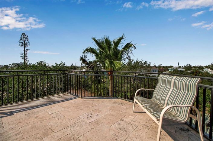 Image No.60-3 Bed Property for sale