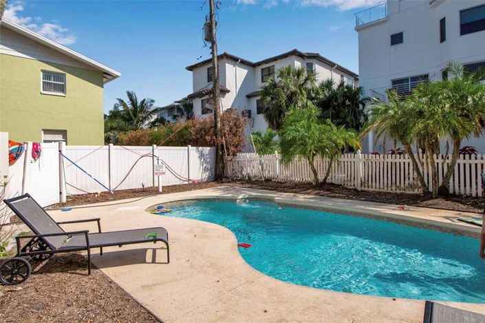 Image No.62-3 Bed Property for sale