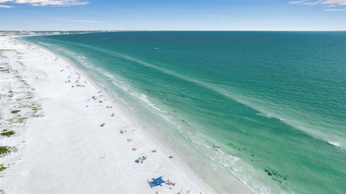 Image No.66-3 Bed Property for sale