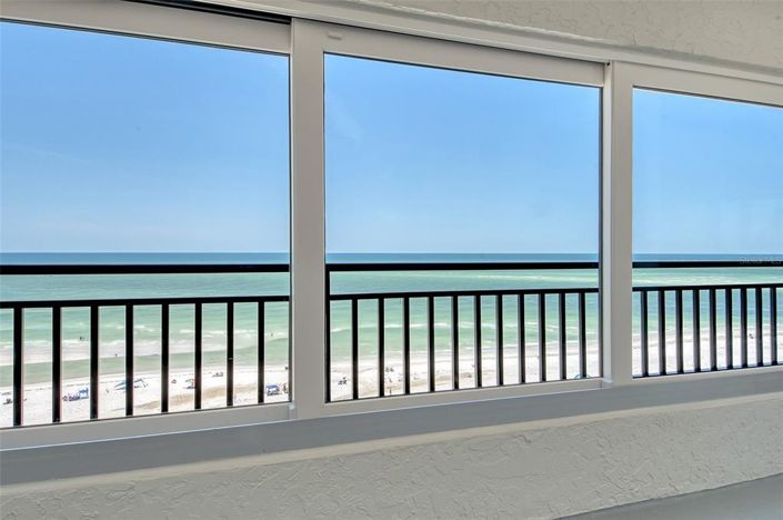 Image No.12-2 Bed Property for sale