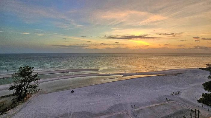 Image No.24-2 Bed Property for sale