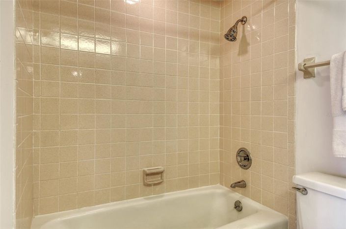 Image No.38-2 Bed Property for sale