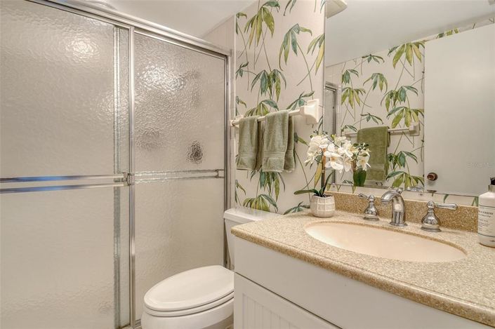 Image No.43-2 Bed Property for sale