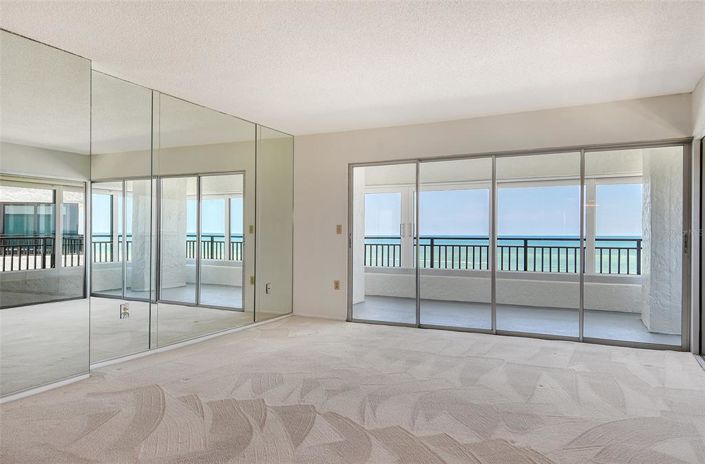 Image No.8-2 Bed Property for sale