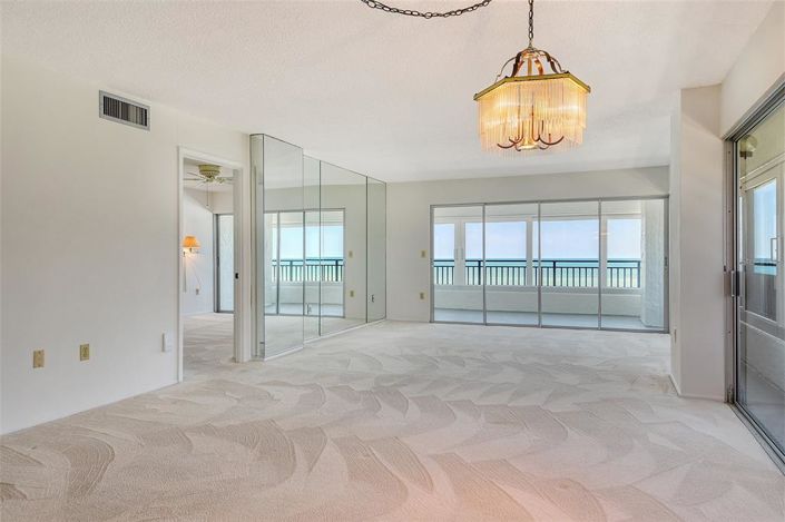 Image No.9-2 Bed Property for sale