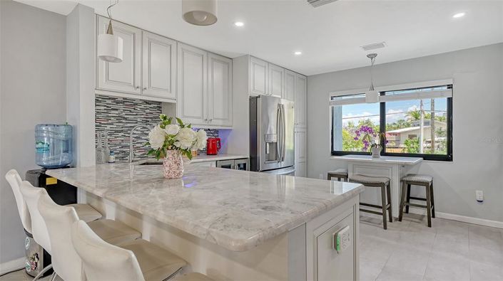 Image No.16-3 Bed Property for sale