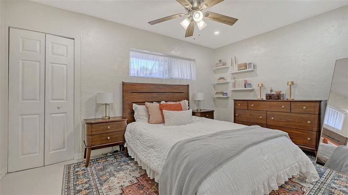 Image No.20-3 Bed Property for sale