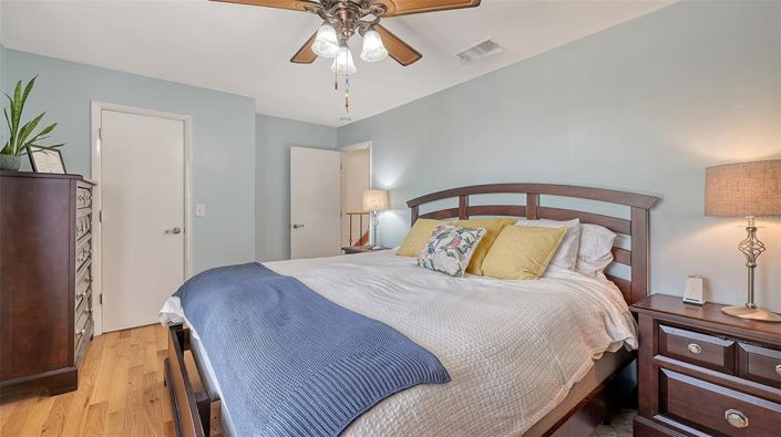 Image No.26-3 Bed Property for sale