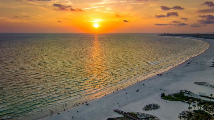 Image No.60-3 Bed Property for sale