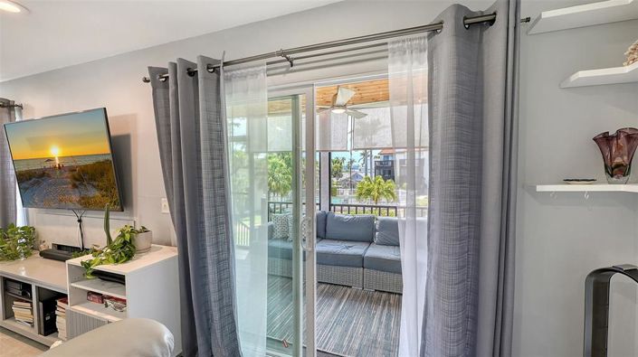 Image No.8-3 Bed Property for sale