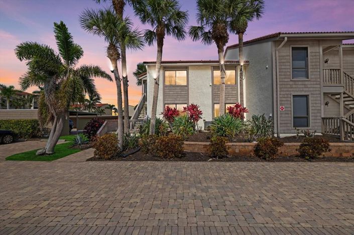 Image No.1-Propriété de 2 chambres à vendre à Sarasota