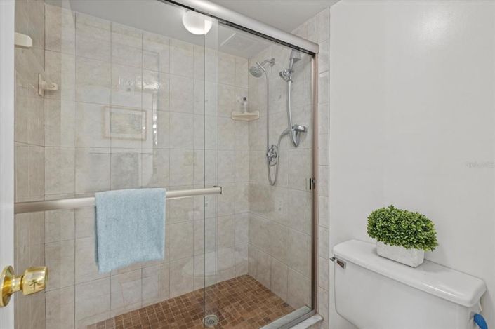 Image No.29-2 Bed Property for sale