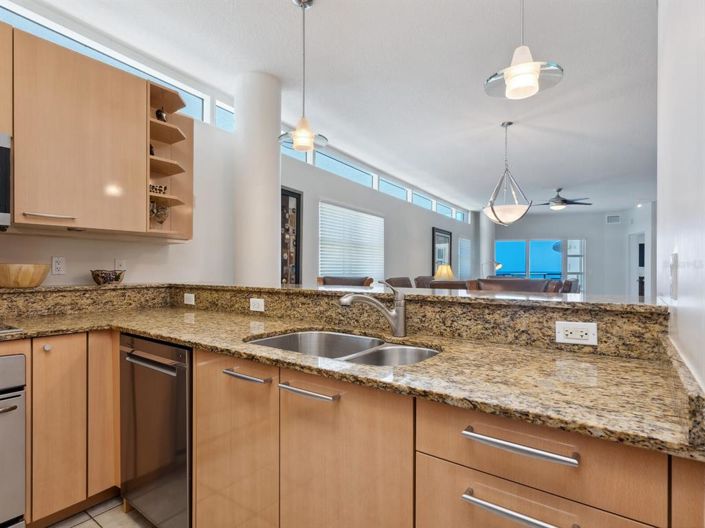 Image No.14-3 Bed Property for sale