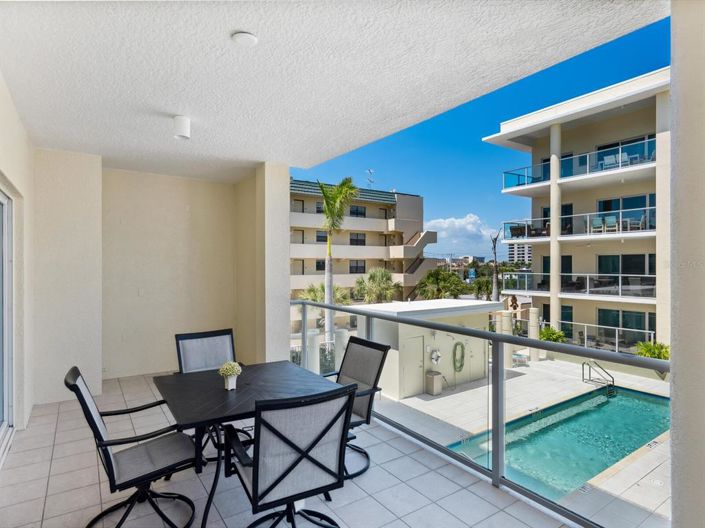 Image No.32-3 Bed Property for sale