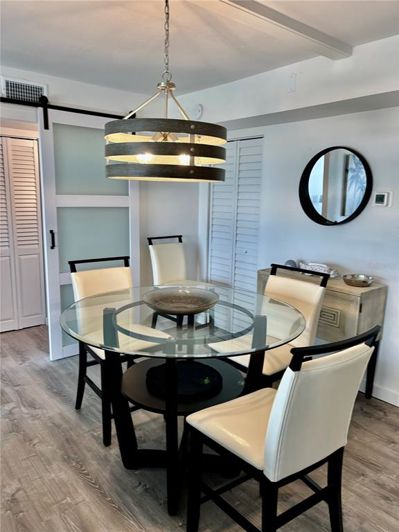 Image No.8-2 Bed Property for sale