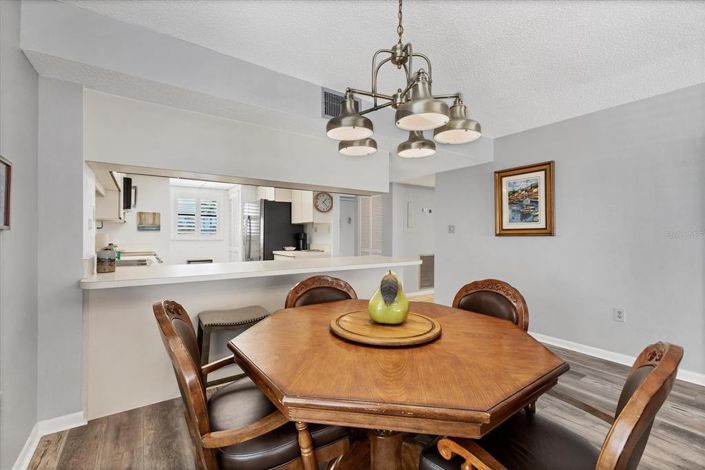 Image No.22-2 Bed Property for sale