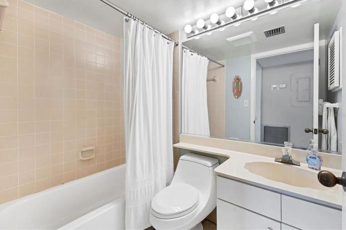 Image No.29-2 Bed Property for sale