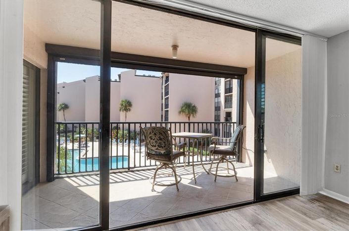 Image No.31-2 Bed Property for sale