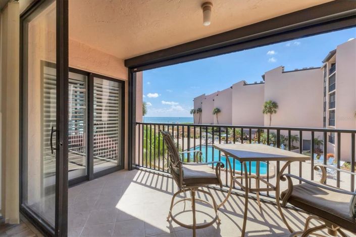 Image No.32-2 Bed Property for sale